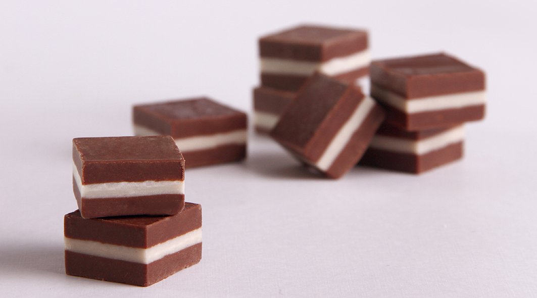 chocolates-almendrados-personalizados