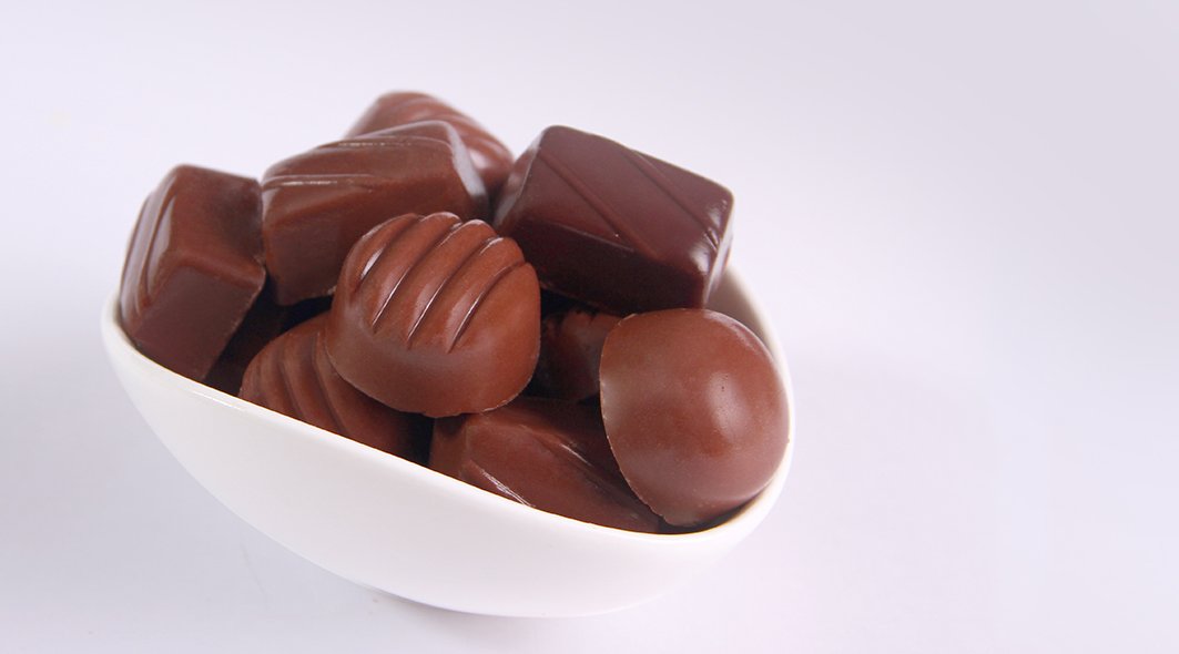 bombones-rellenos-plato-personalizados